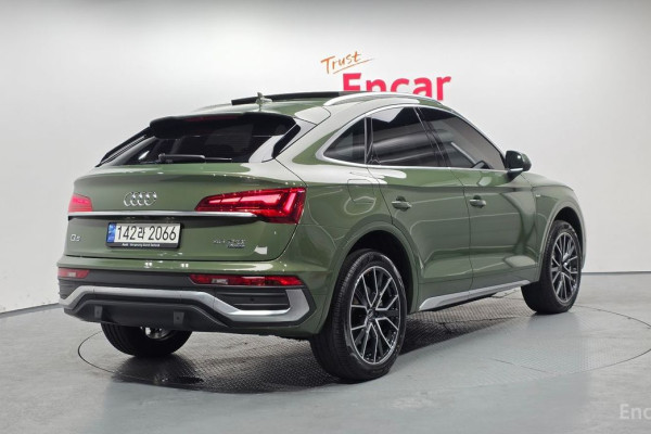 2022 Audi Q5 с пробегом 25 015 км