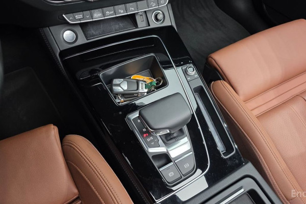 2022 Audi Q5 с пробегом 25 015 км