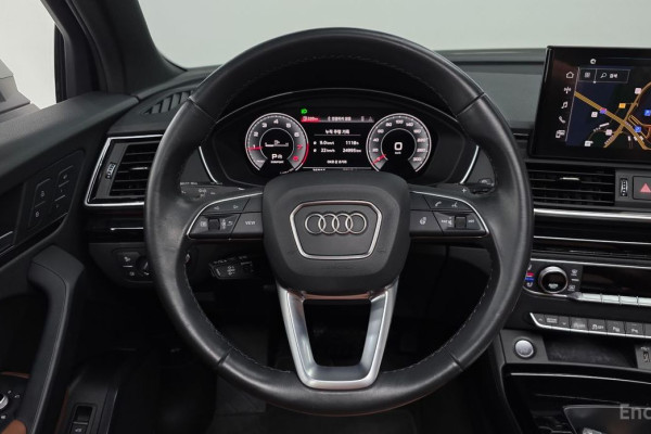 2022 Audi Q5 с пробегом 25 015 км
