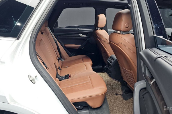 2022 Audi Q5 с пробегом 39 886 км