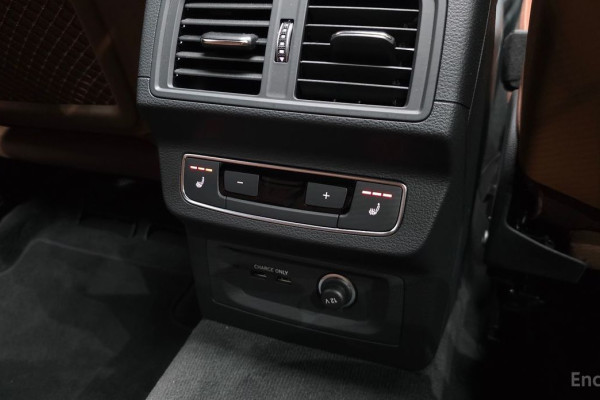 2022 Audi Q5 с пробегом 25 015 км