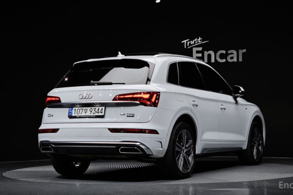 2021 Audi Q5 с пробегом 45 159 км