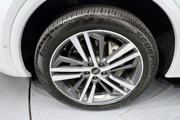 2021 Audi Q5 с пробегом 45 159 км