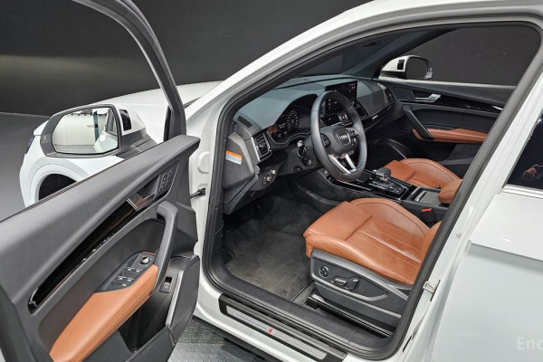 2021 Audi Q5 с пробегом 45 159 км