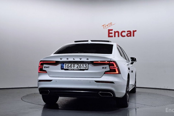 2021 Volvo S60 с пробегом 88 177 км