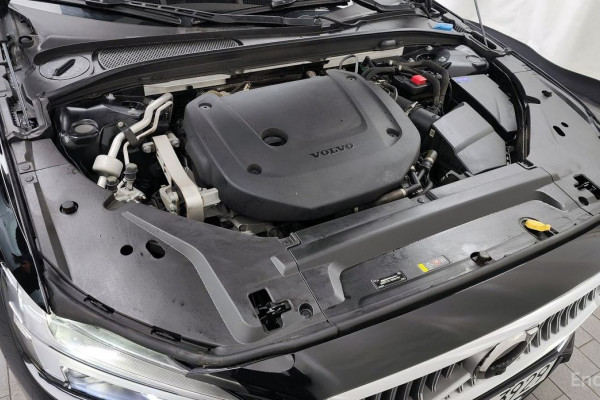 2022 Volvo S90 с пробегом 37 982 км