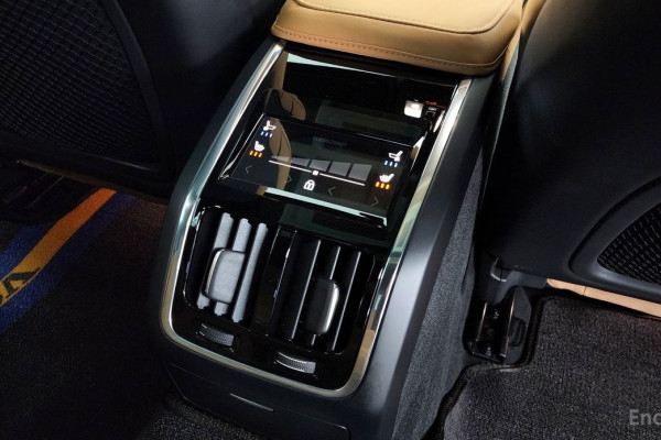 2022 Volvo S90 с пробегом 37 982 км