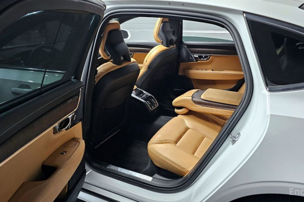 2021 Volvo S90 с пробегом 78 341 км