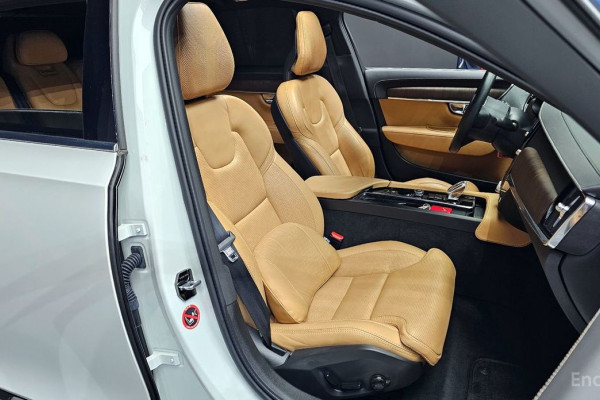 2021 Volvo S90 с пробегом 78 341 км