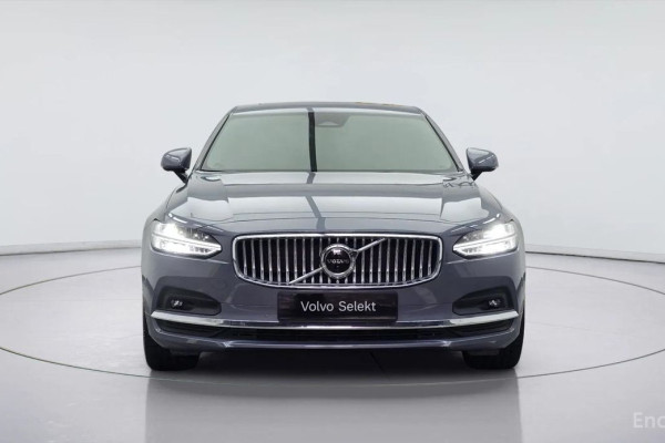 2022 Volvo S90 с пробегом 59 630 км