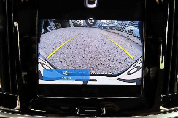 2022 Volvo S90 с пробегом 99 880 км