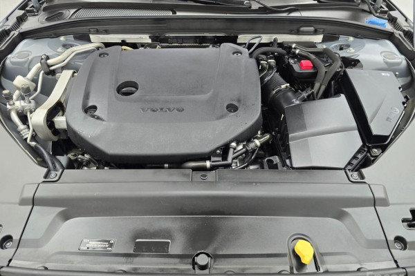 2022 Volvo S90 с пробегом 59 630 км