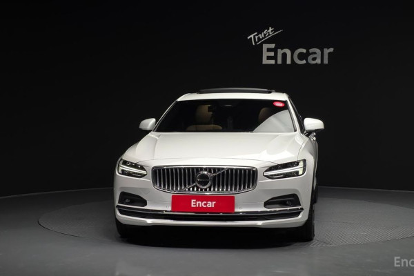 2022 Volvo S90 с пробегом 62 487 км