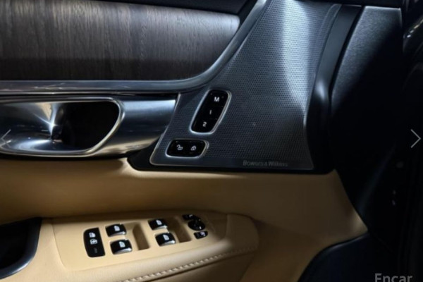 2021 Volvo S90 с пробегом 49 500 км