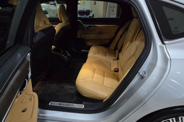 2022 Volvo S90 с пробегом 51 624 км