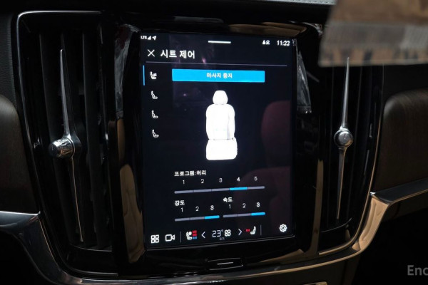 2022 Volvo S90 с пробегом 62 487 км