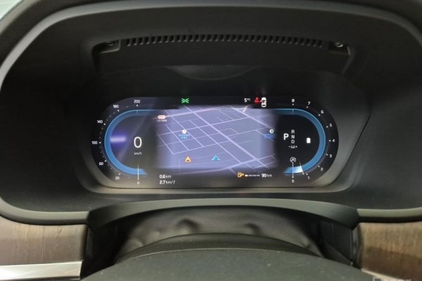 2022 Volvo S90 с пробегом 45 722 км