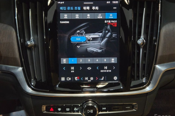 2022 Volvo S90 с пробегом 51 624 км