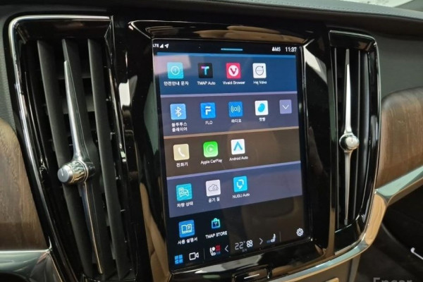 2022 Volvo S90 с пробегом 45 722 км