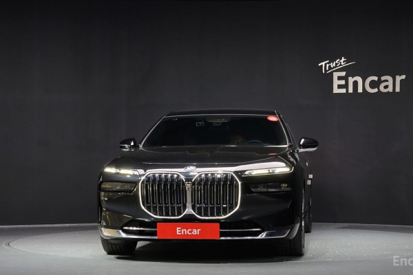 2023 BMW 7 серии с пробегом 38 555 км