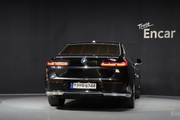2023 BMW 7 серии с пробегом 38 555 км
