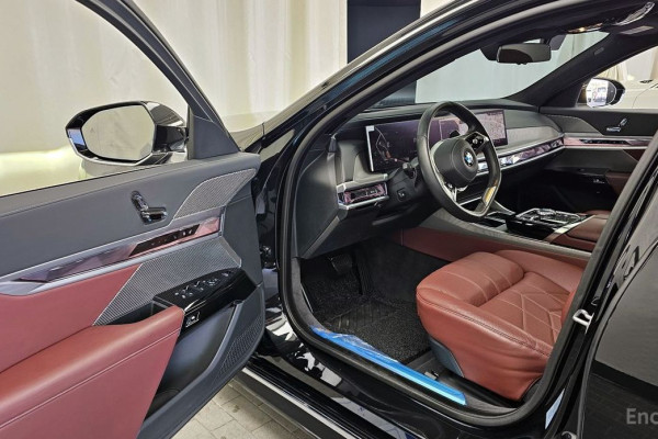 2023 BMW 7 серии с пробегом 38 555 км