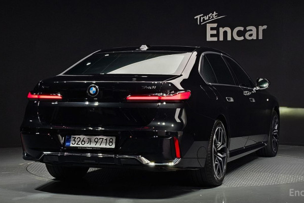 2025 BMW 7 серии с пробегом 28 458 км