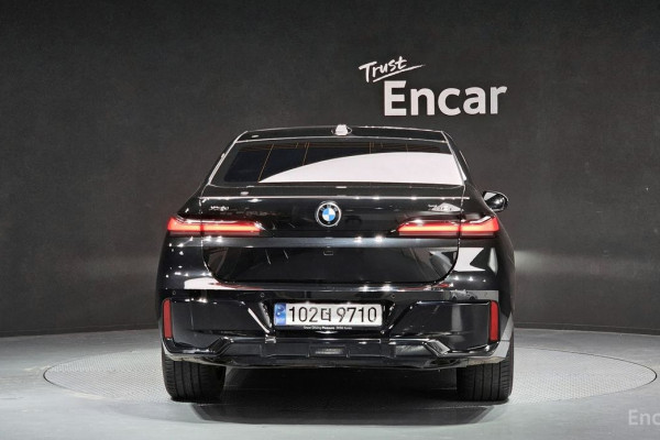 2024 BMW 7 серии с пробегом 34 932 км