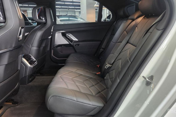 2025 BMW 7 серии с пробегом 4 895 км
