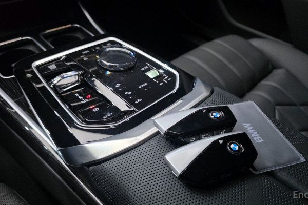 2025 BMW 7 серии с пробегом 18 758 км