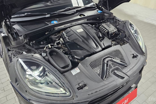 2022 Porsche Macan с пробегом 74 865 км