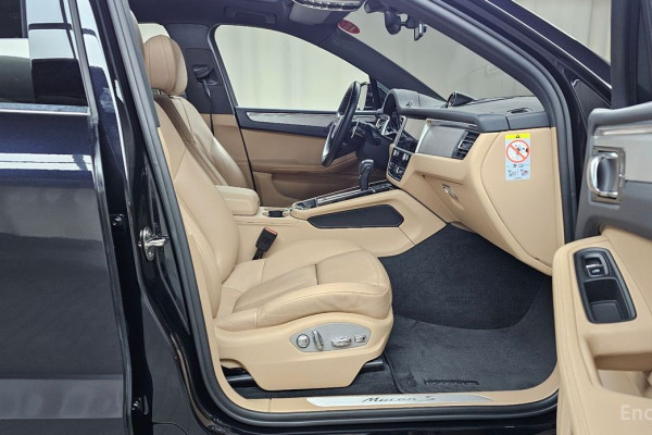 2022 Porsche Macan с пробегом 74 865 км