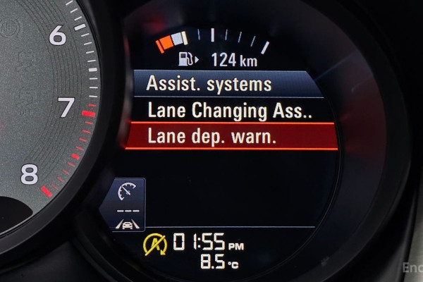 2022 Porsche Macan с пробегом 74 865 км