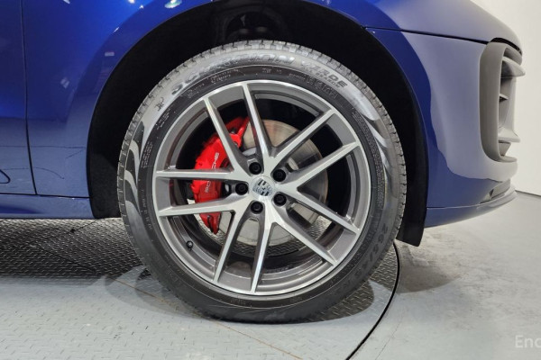 2022 Porsche Macan с пробегом 13 199 км