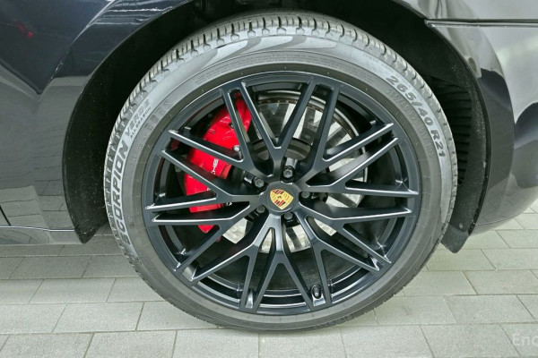 2022 Porsche Macan с пробегом 31 104 км