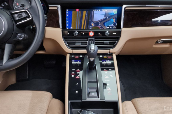 2022 Porsche Macan с пробегом 13 199 км