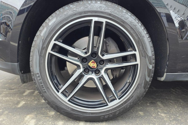 2021 Porsche Macan с пробегом 21 500 км