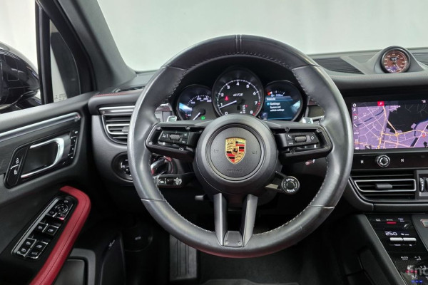 2022 Porsche Macan с пробегом 31 104 км