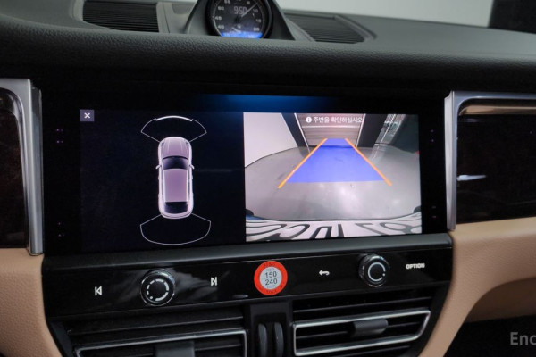 2022 Porsche Macan с пробегом 13 199 км