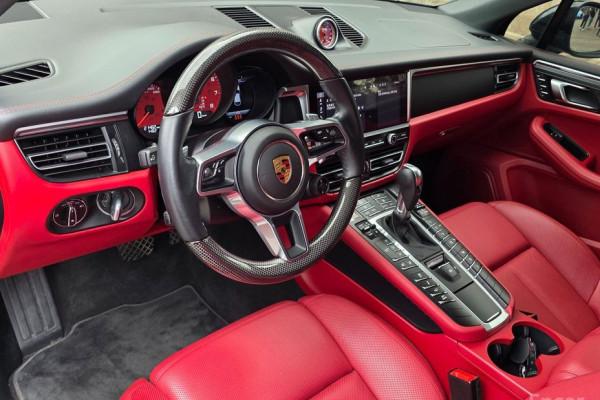 2021 Porsche Macan с пробегом 21 500 км