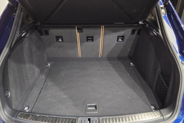 2022 Porsche Macan с пробегом 13 199 км