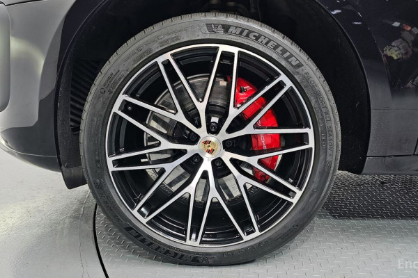 2022 Porsche Macan с пробегом 54 587 км