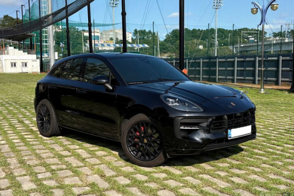 2020 Porsche Macan с пробегом 29 300 км