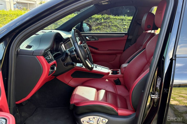 2020 Porsche Macan с пробегом 29 300 км