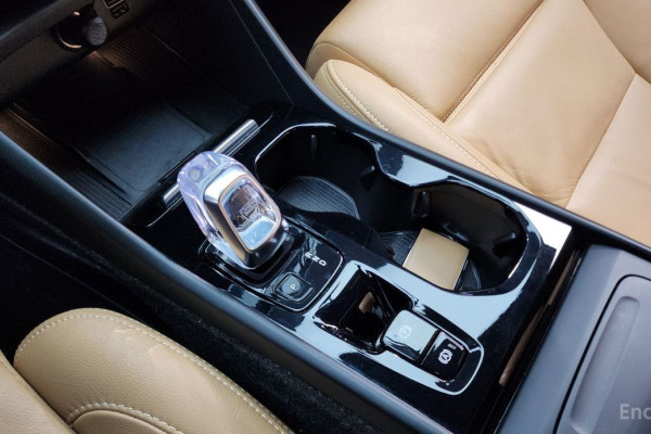 2020 Volvo XC40 с пробегом 97 720 км