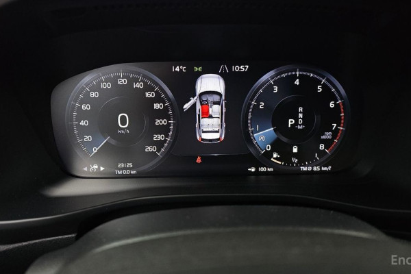 2021 Volvo XC40 с пробегом 23 125 км