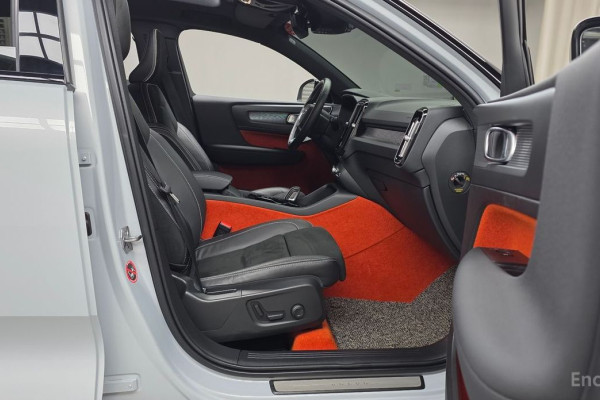 2021 Volvo XC40 с пробегом 23 125 км