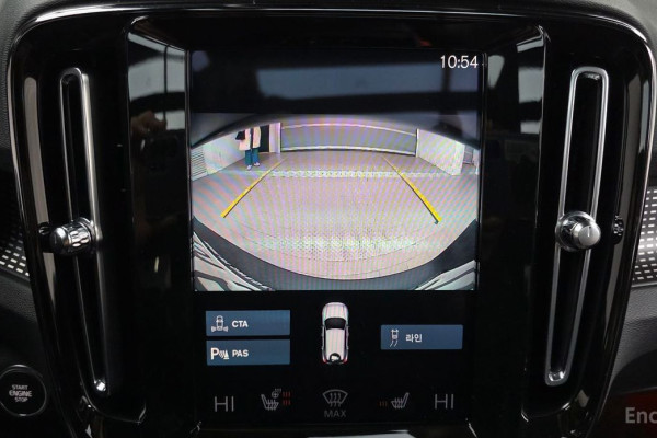 2021 Volvo XC40 с пробегом 23 125 км