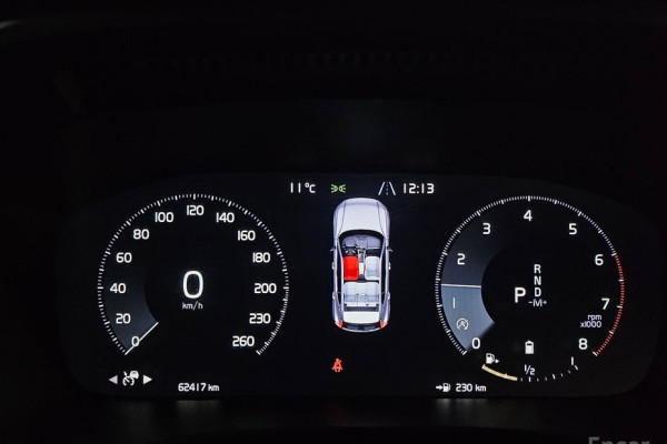 2020 Volvo XC40 с пробегом 62 417 км