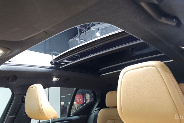 2020 Volvo XC40 с пробегом 62 417 км